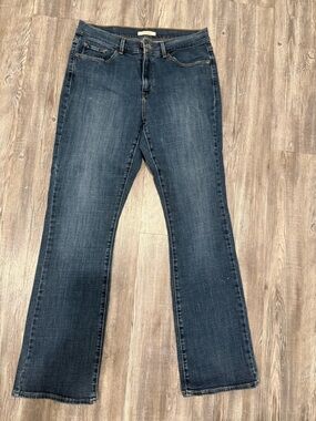 Levi's Women’s Dark Indigo Bootcut Jeans